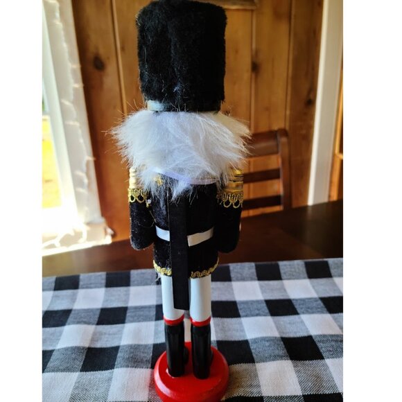Christmas Nutcracker Soldier Wooden Statue Xmas Holiday Decor Table Decoration - Picture 8 of 14